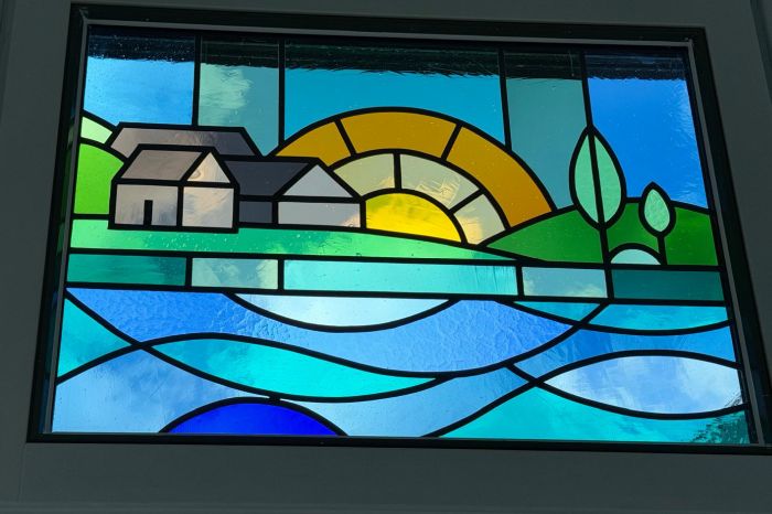 Bleiverglasung mit Landschaft
